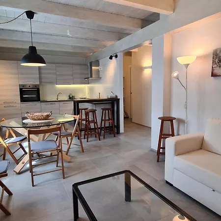 Feriehus Tra Mare E Campagna Voze