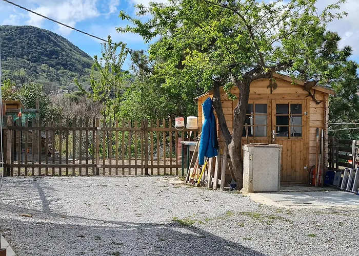 Tra Mare E Campagna Voze